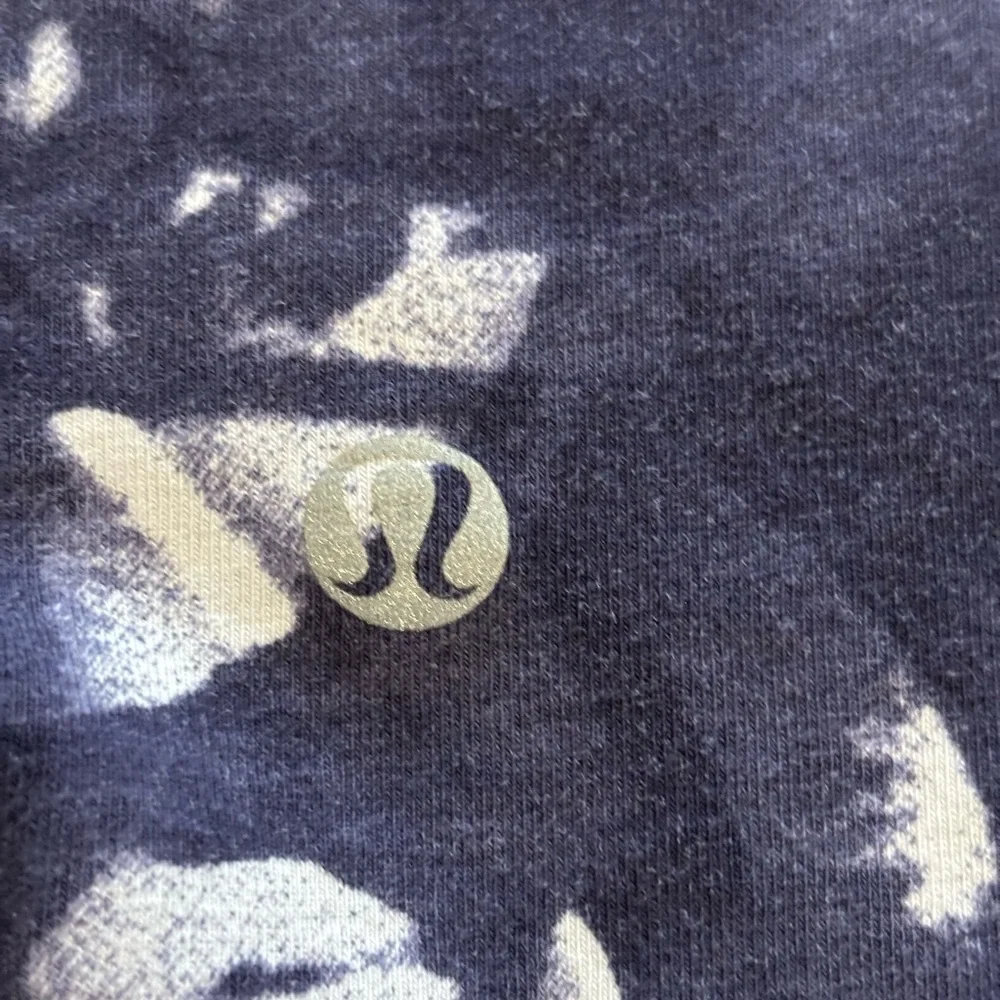 Lululemon‎ Every Yogi Tank INK Blot White Deep Indigo Combo